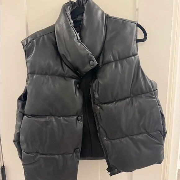 Zara Black Faux Leather Vest | Size M - Picture 2 of 3
